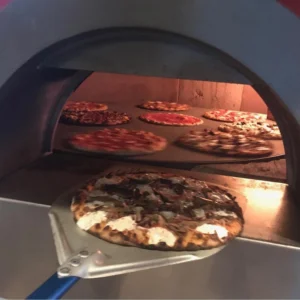 Pizzas made in PVP 130 Round wood-fired oven