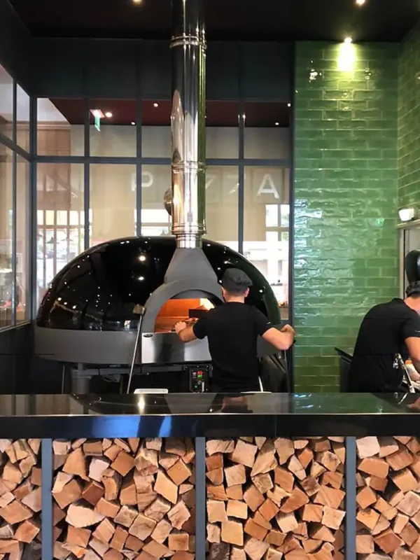 Ristorante con forno a legna Joy 130 TW nero
