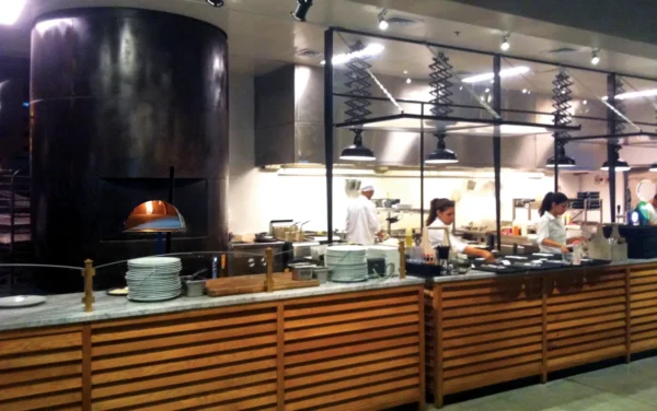 Ristorante in Tel Aviv con forno Twister a gas